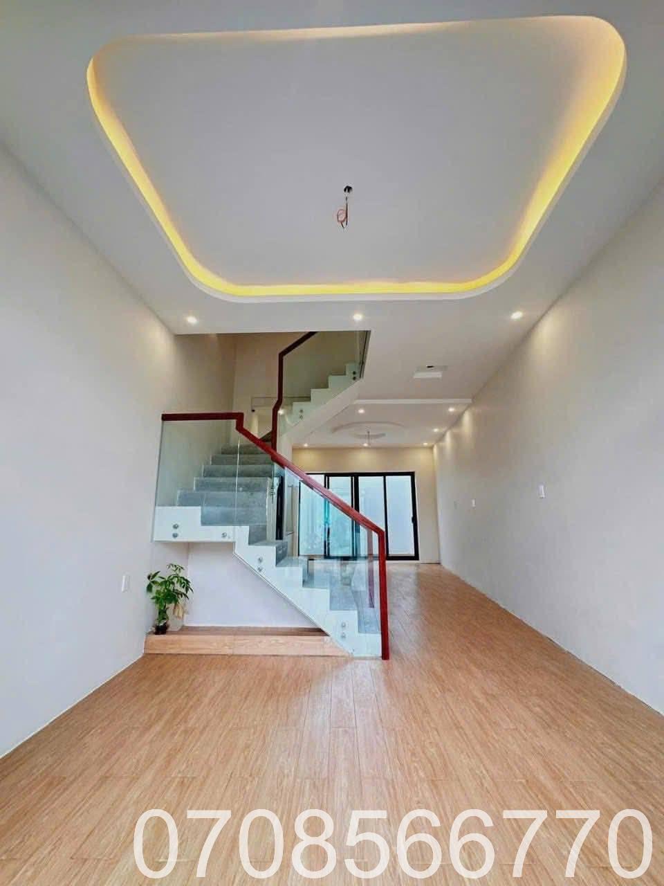 Chỉ 880tr, có ngay nhà 1 trệt 1 lầu 76m2 xe hơi thông nhà đầu tư bao lời - Ảnh 1